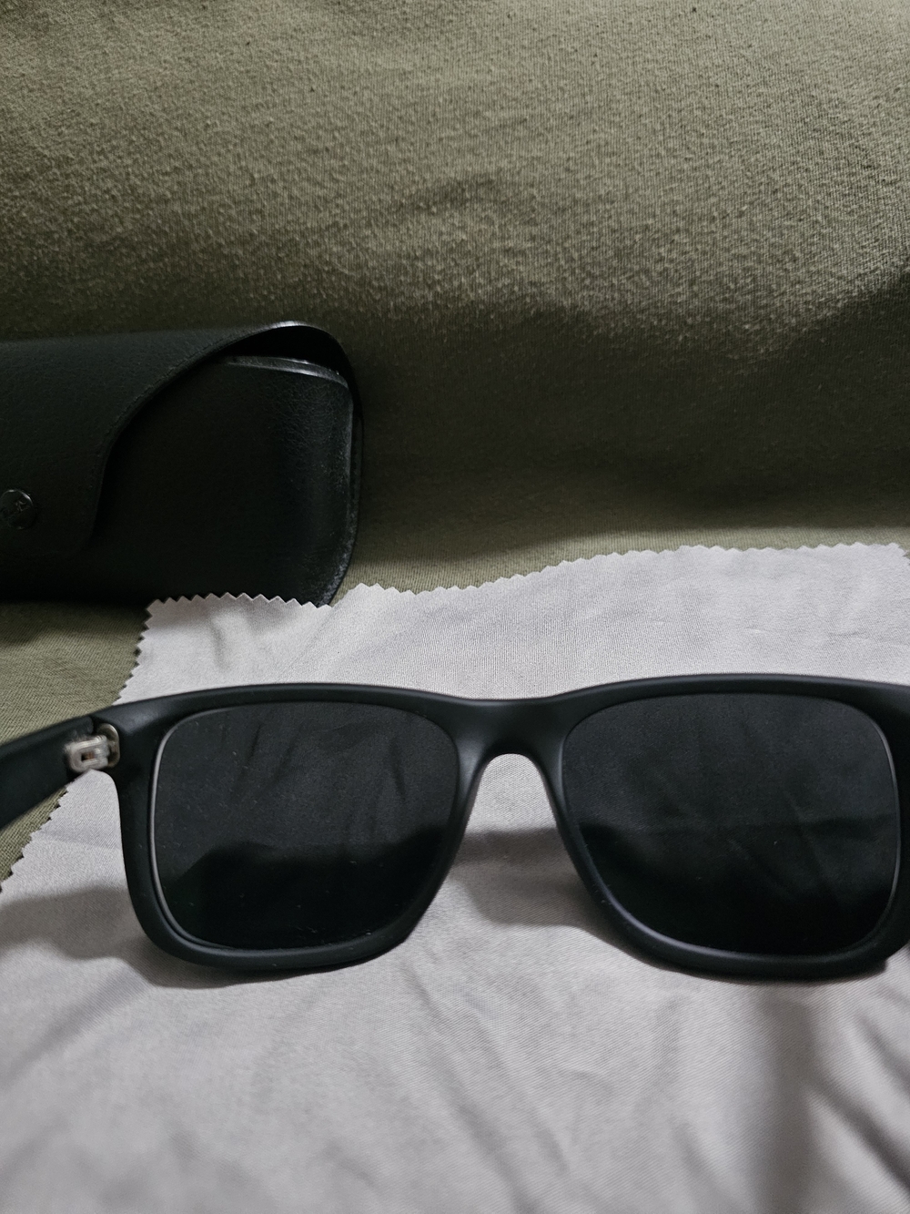 Ray-Ban Matte Black Sunglasses with Dark Lenses - Picture 2 of 5